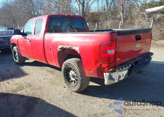 2GCEC19C871680695: 43982572