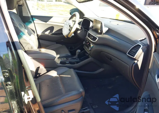 KM8J33AL2LU232162: 43982592