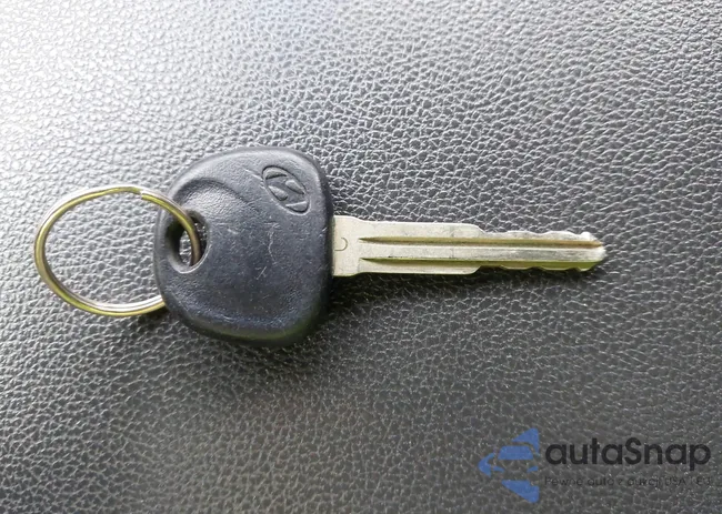 KMHD84LF3KU823367: 43983693