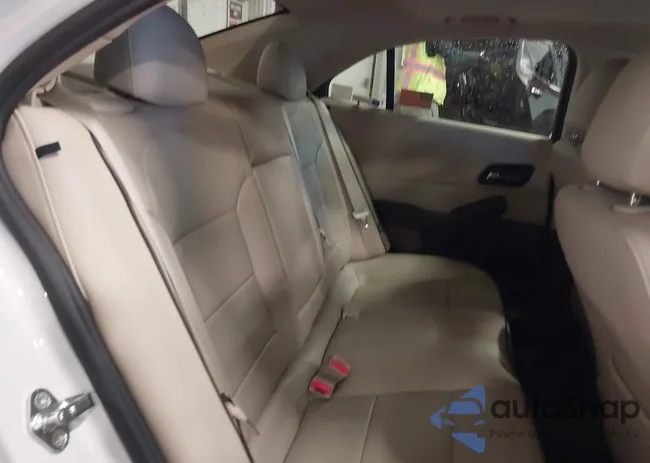 1G11E5SA4GF113930: 43983704