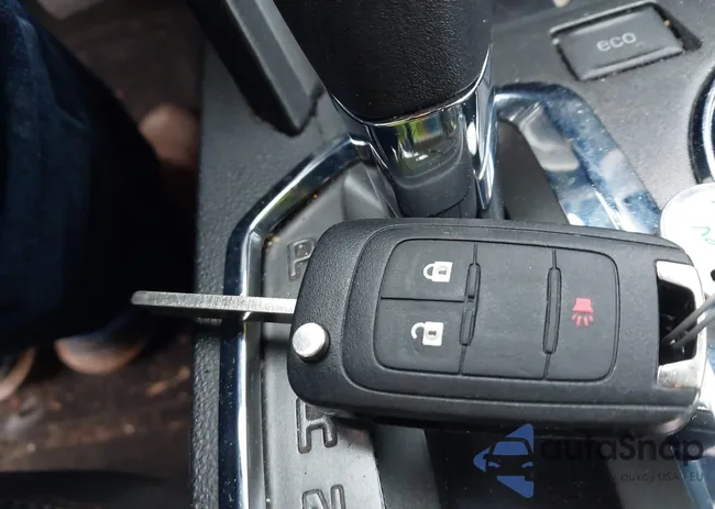 2GNFLEEK6G6223600: 43983817