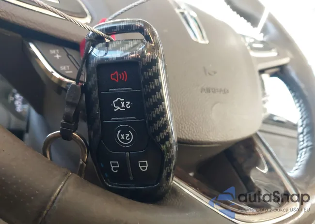 3LN6L2G92ER825185: 43983900