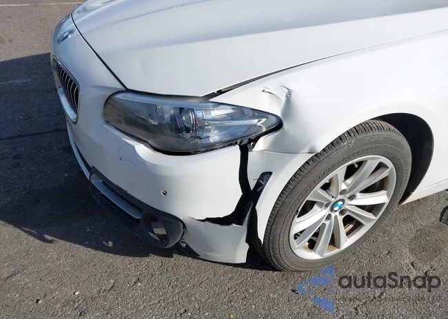 WBA5A7C58FD624730: 43984033