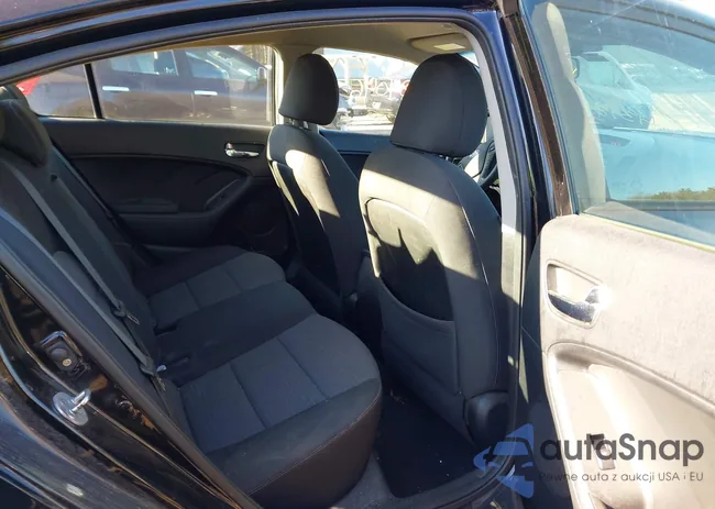 KNAFX4A67F5272960: 43984046