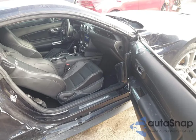 1FA6P8CF6M5148379: 43984104