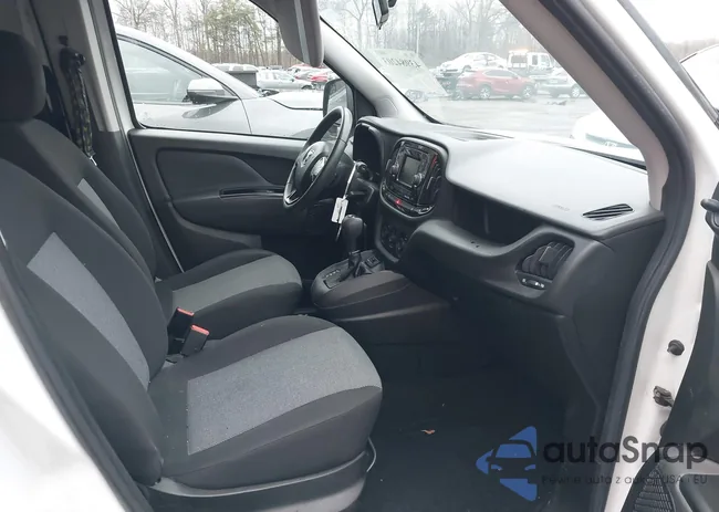 ZFBERFAB1H6E93152: 43984203