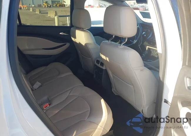 LRBFXBSA1HD077177: 43984227