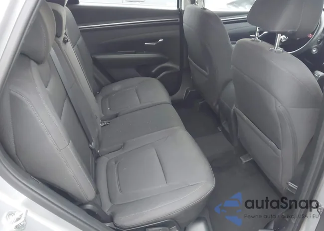 5NMJACAE2NH099568: 43984231