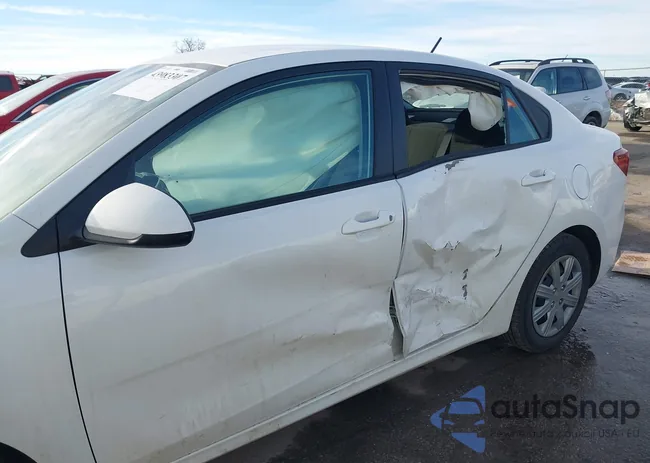 3KPA24AD3PE616106: 43983307