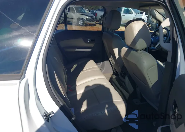 2FMDK3JC0EBA02161: 43983315