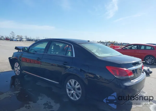 4T1BK3DB6CU450082: 43983543