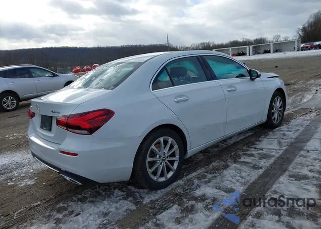 WDD3G4FB2LW038653: 43983560