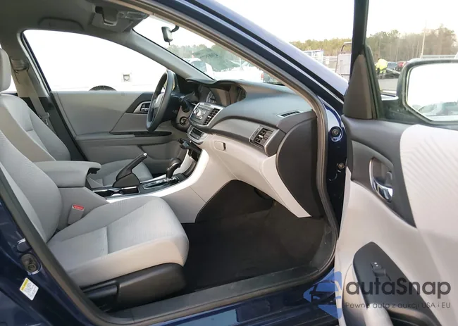 1HGCR2F32FA247377: 43983577