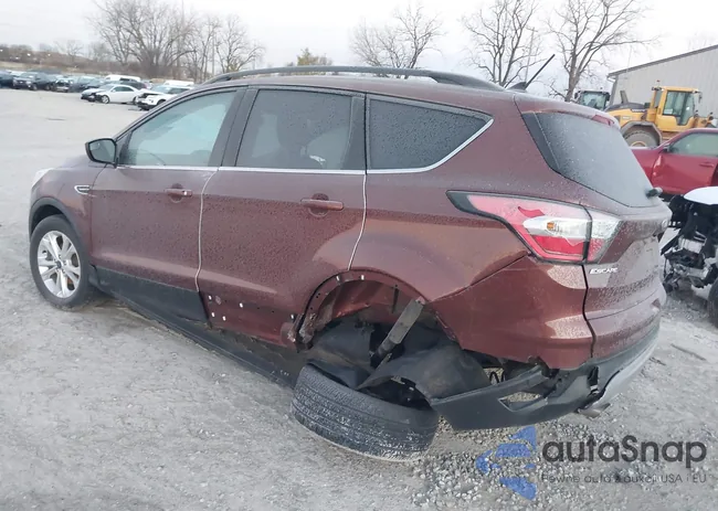 1FMCU0HDXJUA41332: 43983581