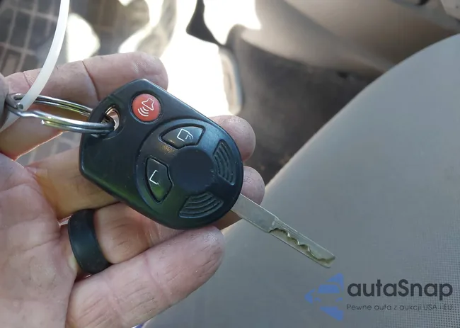 1FMCU9G96FUC19665: 43983609