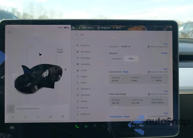 5YJ3E1EB1JF097680: 43983646