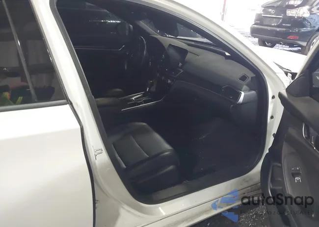 1HGCV1F30JA032370: 43984693