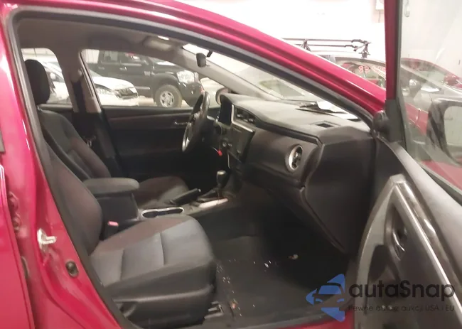 2T1BURHE0JC068890: 43984704