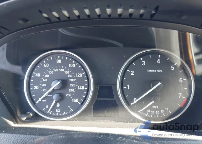 5UXFE43539L264771: 43984776