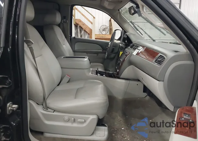 1GNSKCE06DR373775: 43984791