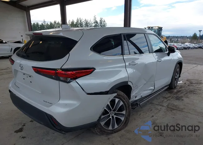 5TDKDRBH3PS026443: 43984811