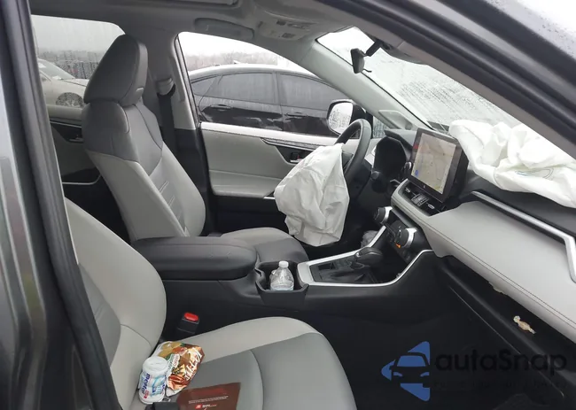 2T3A1RFV8RC454161: 43984832