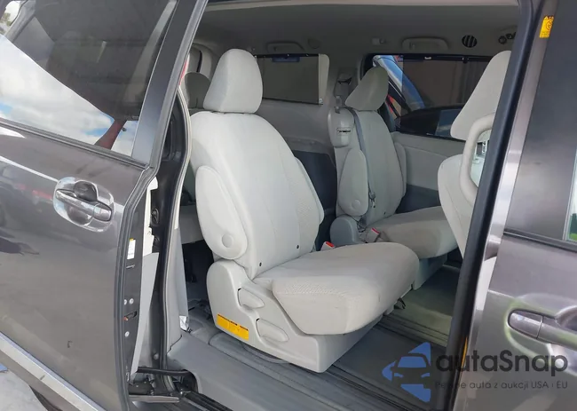 5TDKK3DC8CS204913: 43984842