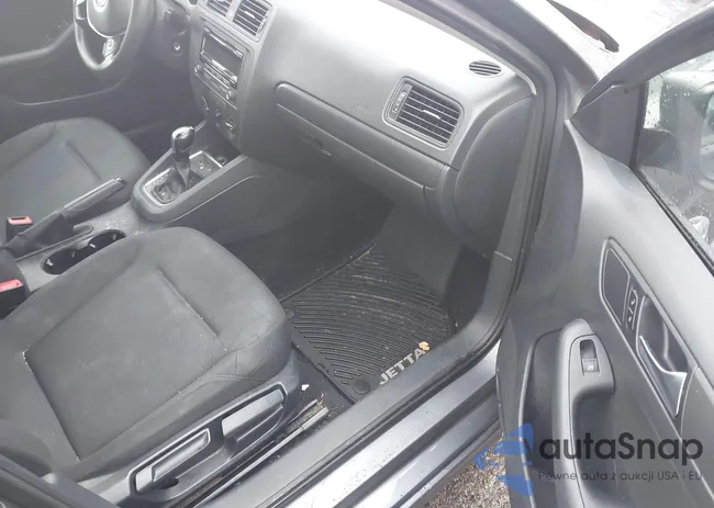 3VW2K7AJ3FM297139: 43984875