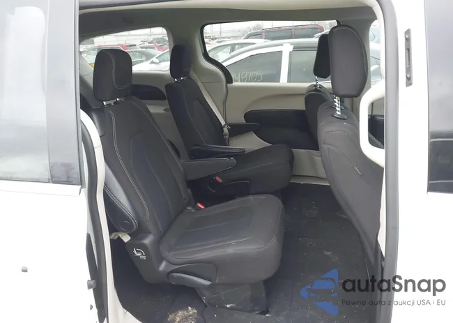 2C4RC1CG3PR621682: 43984879