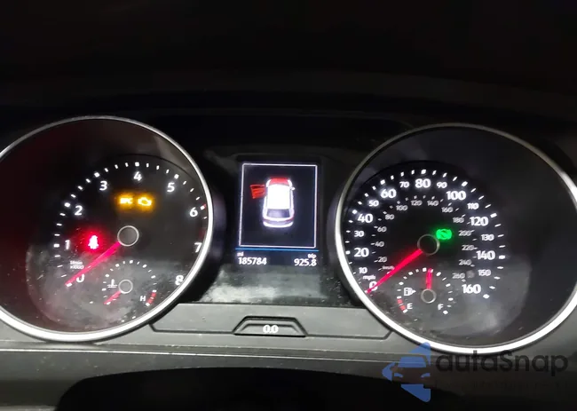 3VV2B7AX8KM080138: 43984932