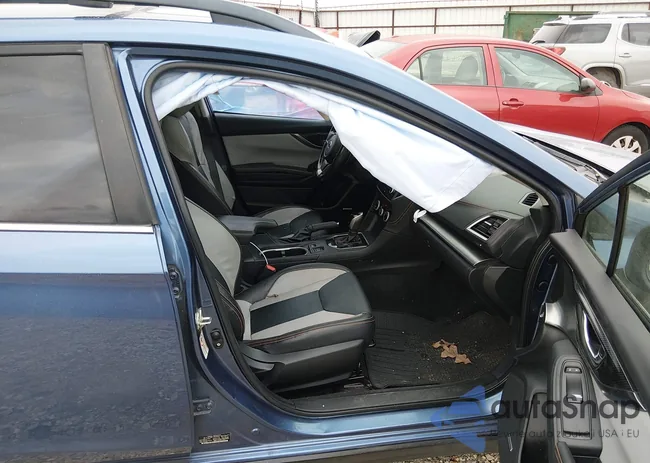 JF2GTAMC1J8206061: 43984961