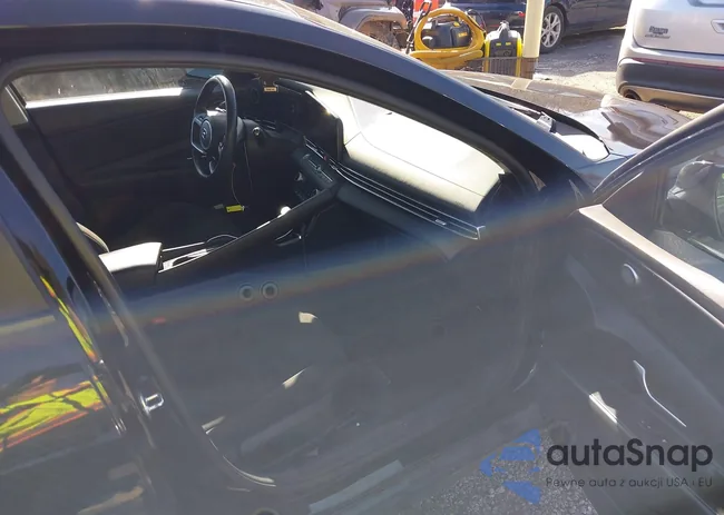 KMHLS4AG2PU440410: 43984969