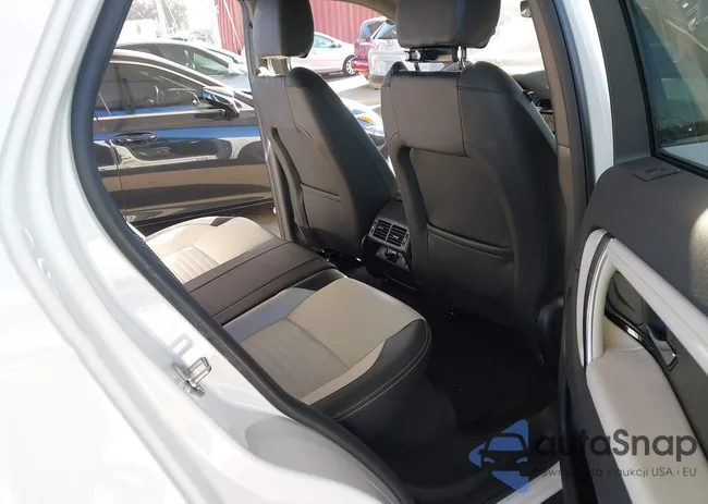 SALCT2FX9PH916121: 43984991