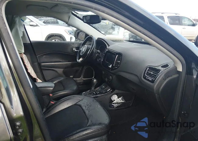 3C4NJDBB3MT540850: 43985083