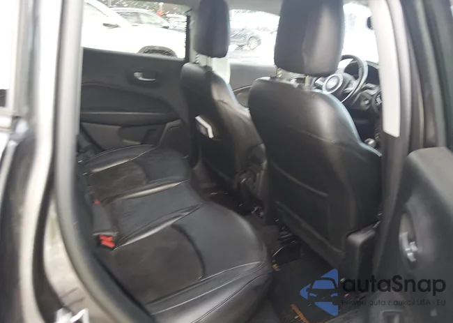 3C4NJDBB3MT540850: 43985083