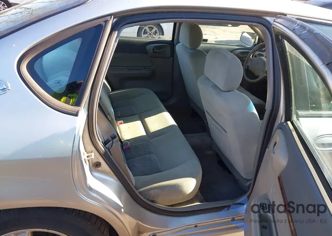 2G1WH52K559261144: 43985089