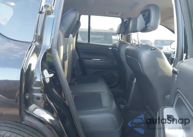 1C4NJCEB1HD210917: 43985178