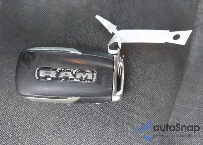 1C6SRFBT1KN833358: 43985283