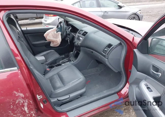 1HGCM56887A006128: 43984419