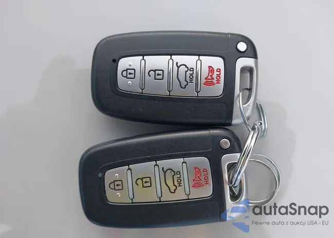 KMHD35LE1DU140565: 43984438