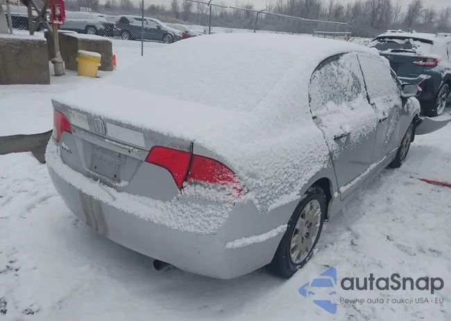 2HGFA1F38AH515180: 43984477