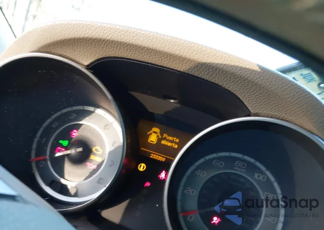 2HNYD2H32CH518638: 43984553