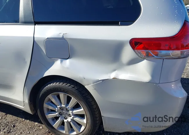 5TDYK3DC9CS270879: 43984582