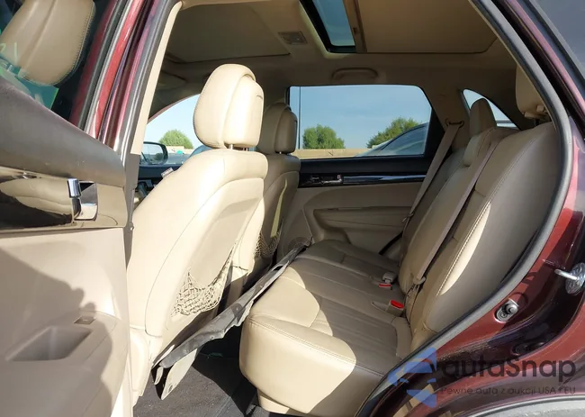 5XYKUDA23CG256748: 43984621