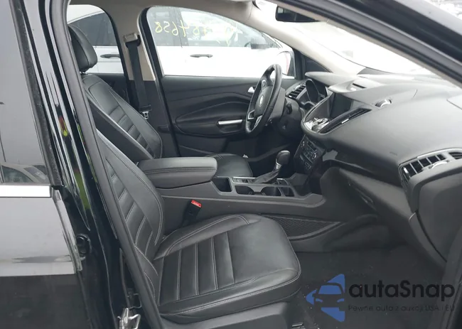 1FMCU9J99HUD87229: 43984658