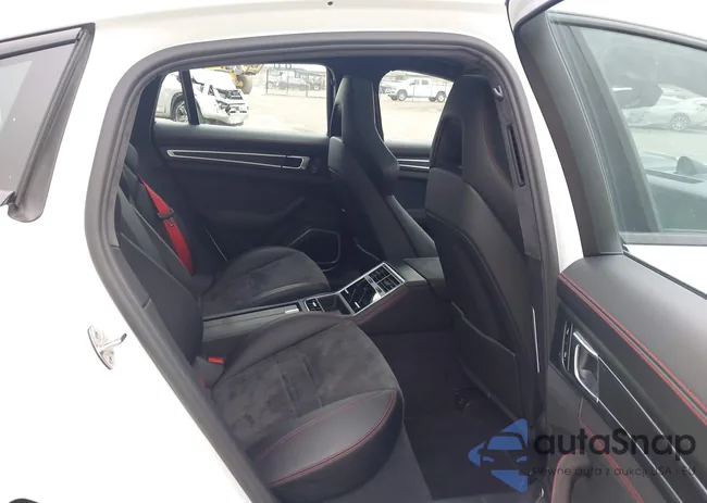 WP0AG2A75PL135619: 43985734