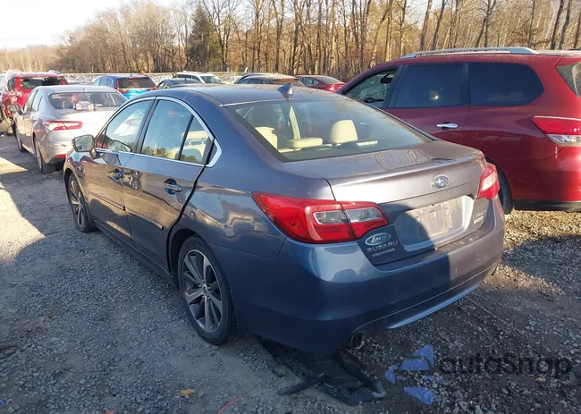 4S3BNAL63G3048889: 43985802