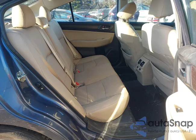 4S3BNAL63G3048889: 43985802