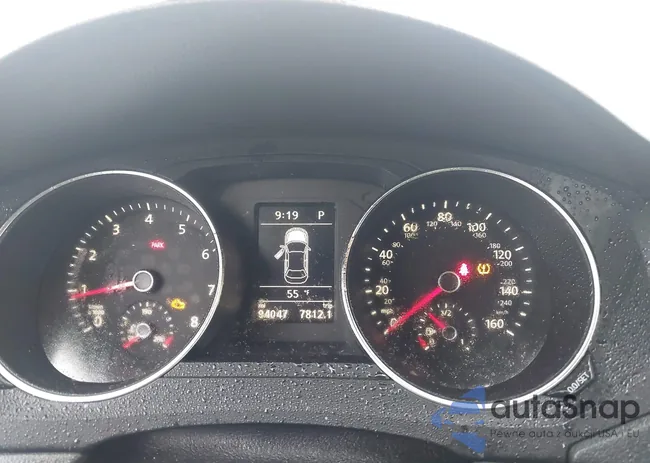 3VWDB7AJ5HM210529: 43985822