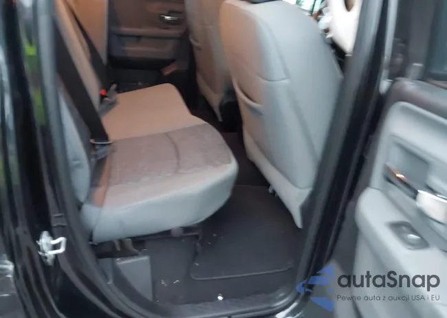 1C6RR7GG6GS124580: 43985850